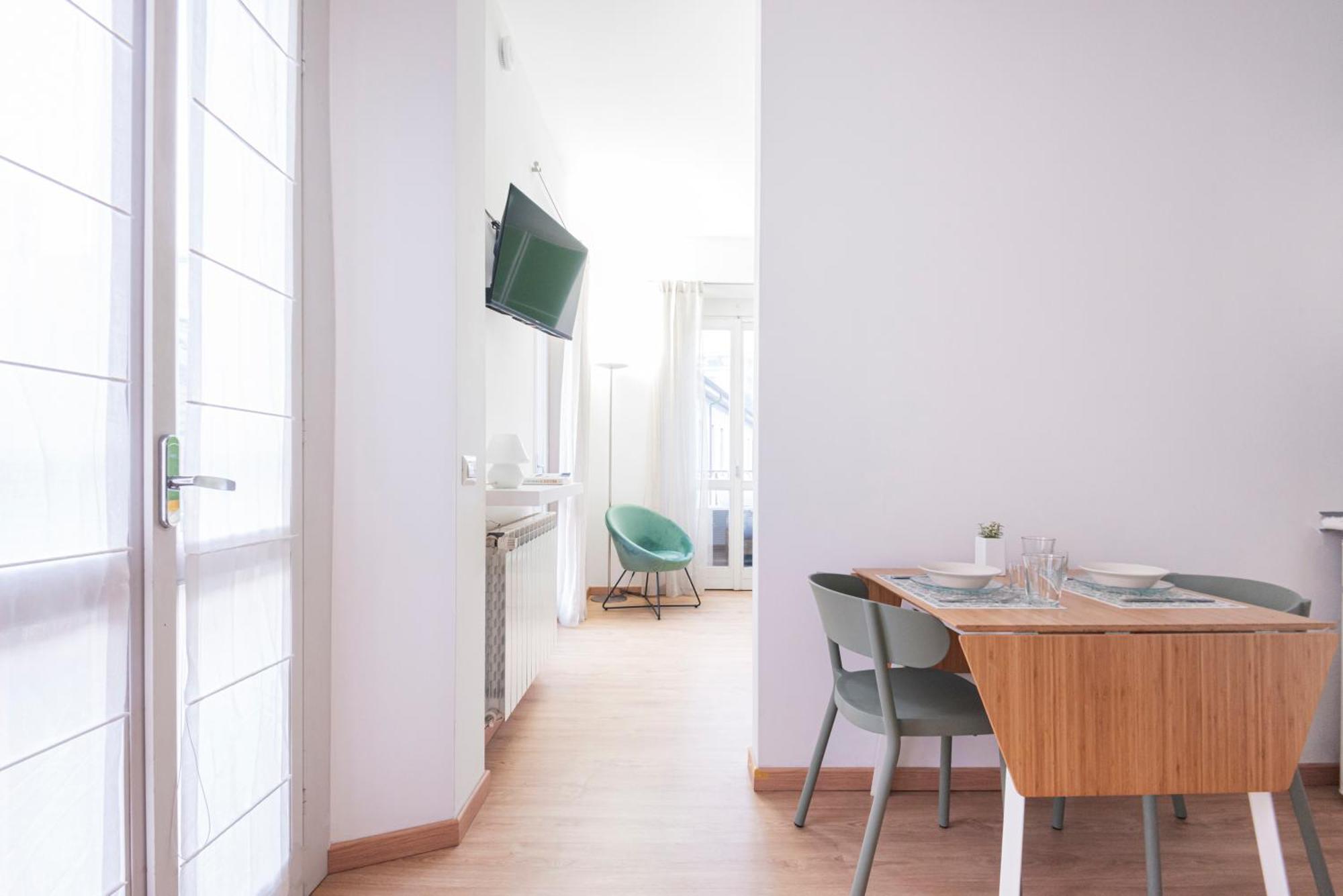 Amazing Flat Near Duomo & Colonne Di San Lorenzo By Easylife Milão Exterior foto