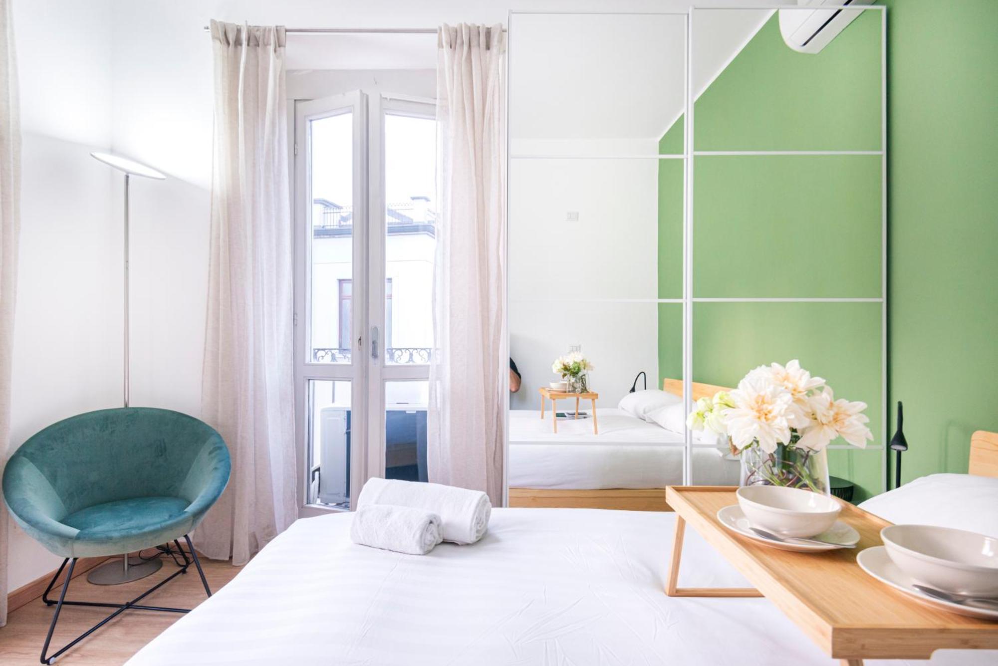 Amazing Flat Near Duomo & Colonne Di San Lorenzo By Easylife Milão Exterior foto